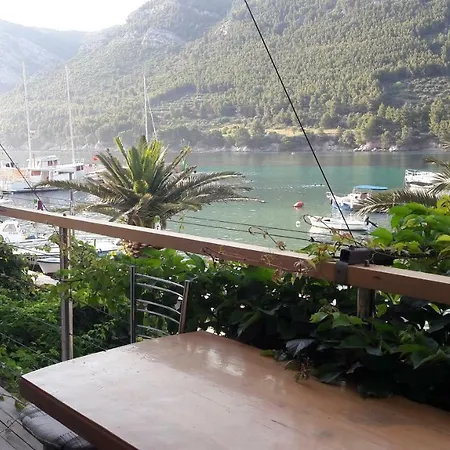 Holiday House Ines Appartement Žuljana